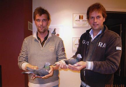 �f�X�u�N��